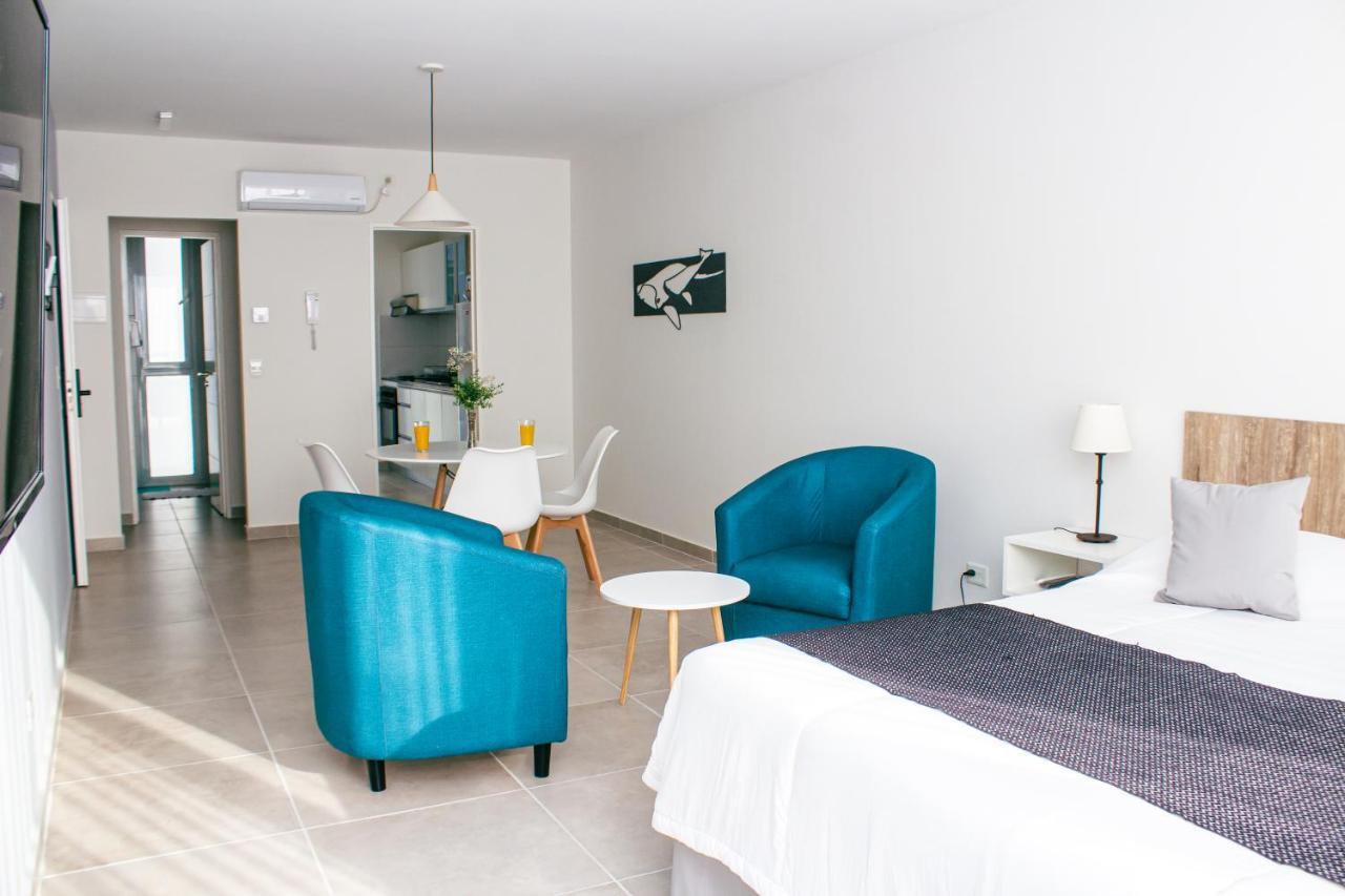 Aparthotel Cq Mitre à Puerto Madryn Extérieur photo